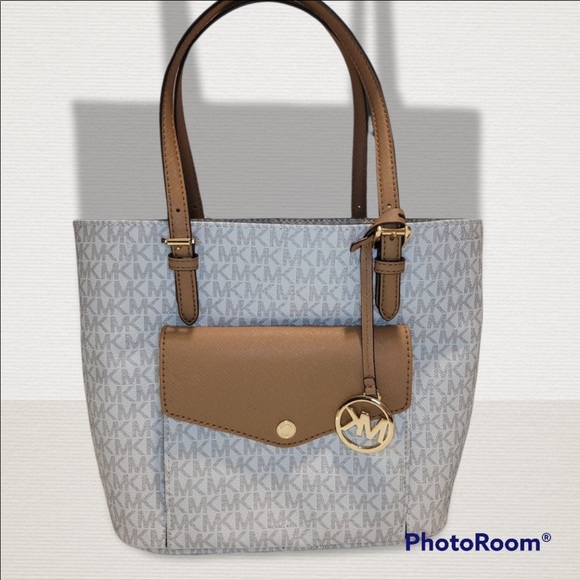 Michael Kors Jet Set Logo Pocket Tote - Picture 1 of 5